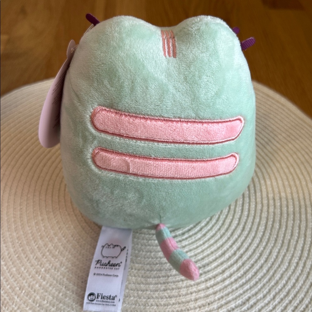 Pusheen Cat Plush Set - Picture 3 of 9